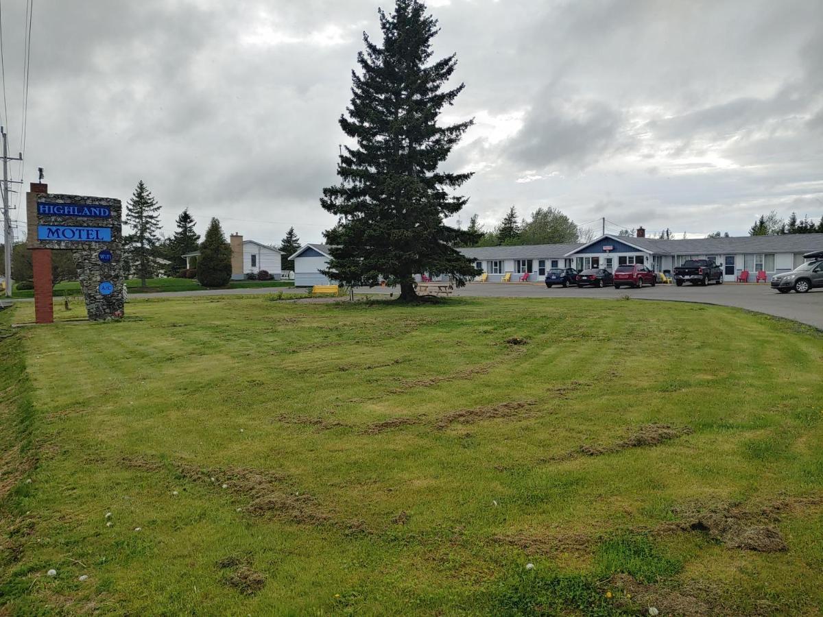 Highland Motel นอร์ทซิดนีย์ ภายนอก รูปภาพ