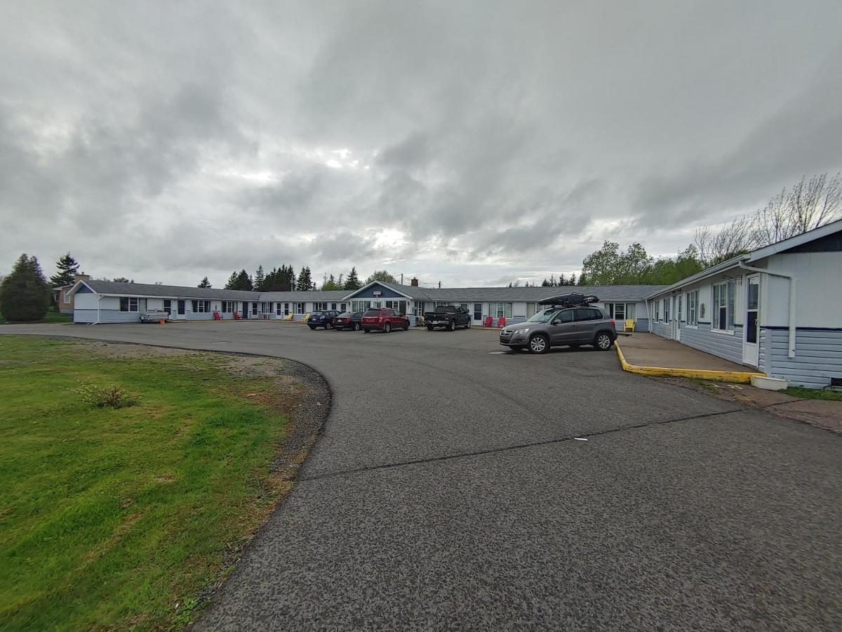 Highland Motel นอร์ทซิดนีย์ ภายนอก รูปภาพ