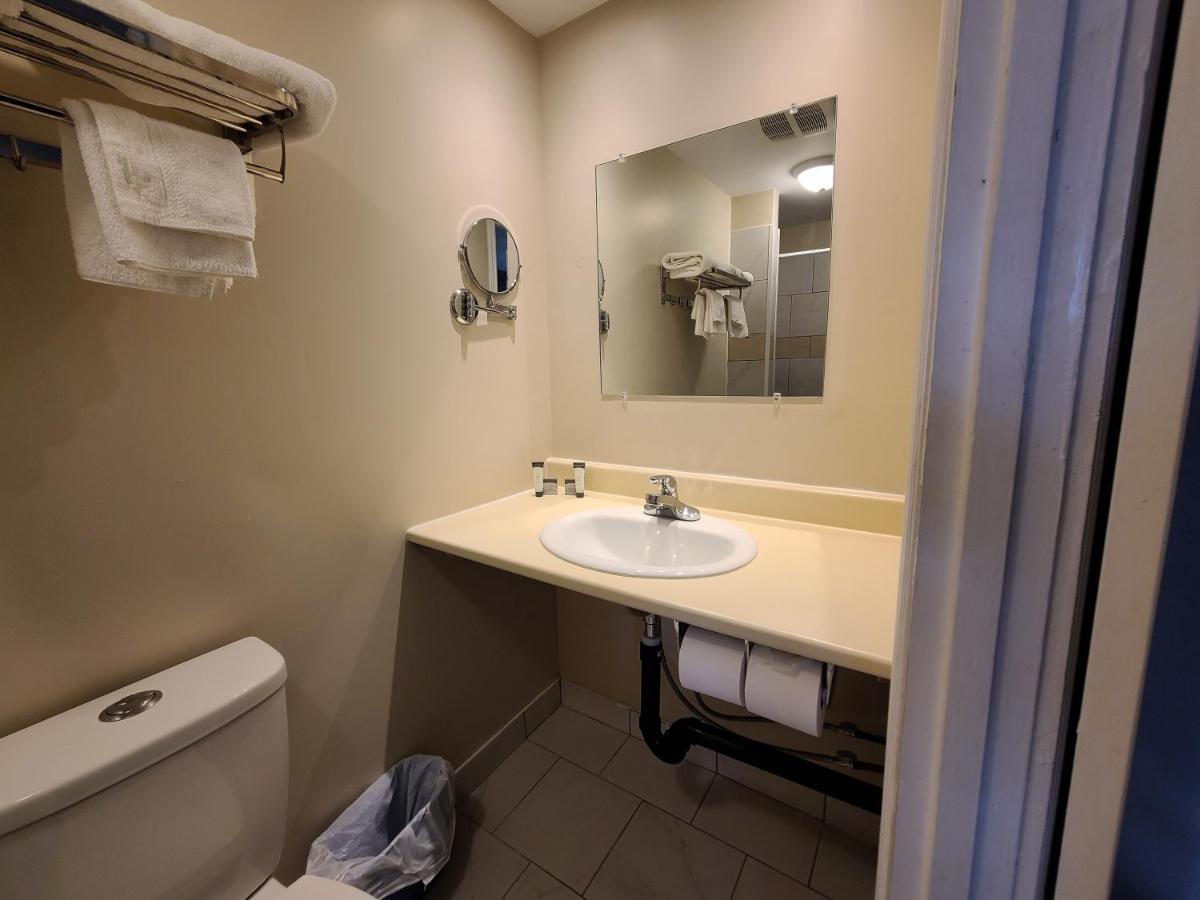 Highland Motel นอร์ทซิดนีย์ ภายนอก รูปภาพ